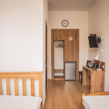 Hh Hotel Tbilisi Bagian luar foto