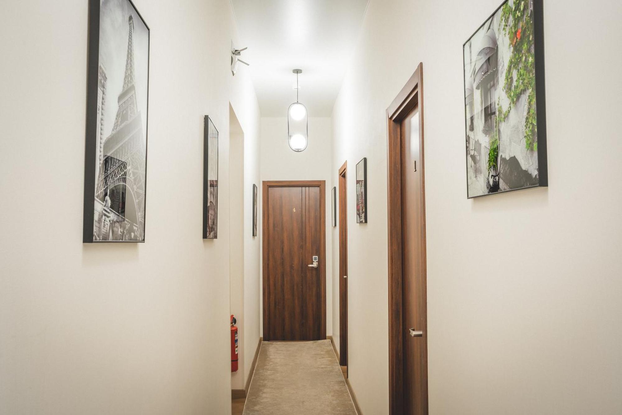Hh Hotel Tbilisi Bagian luar foto