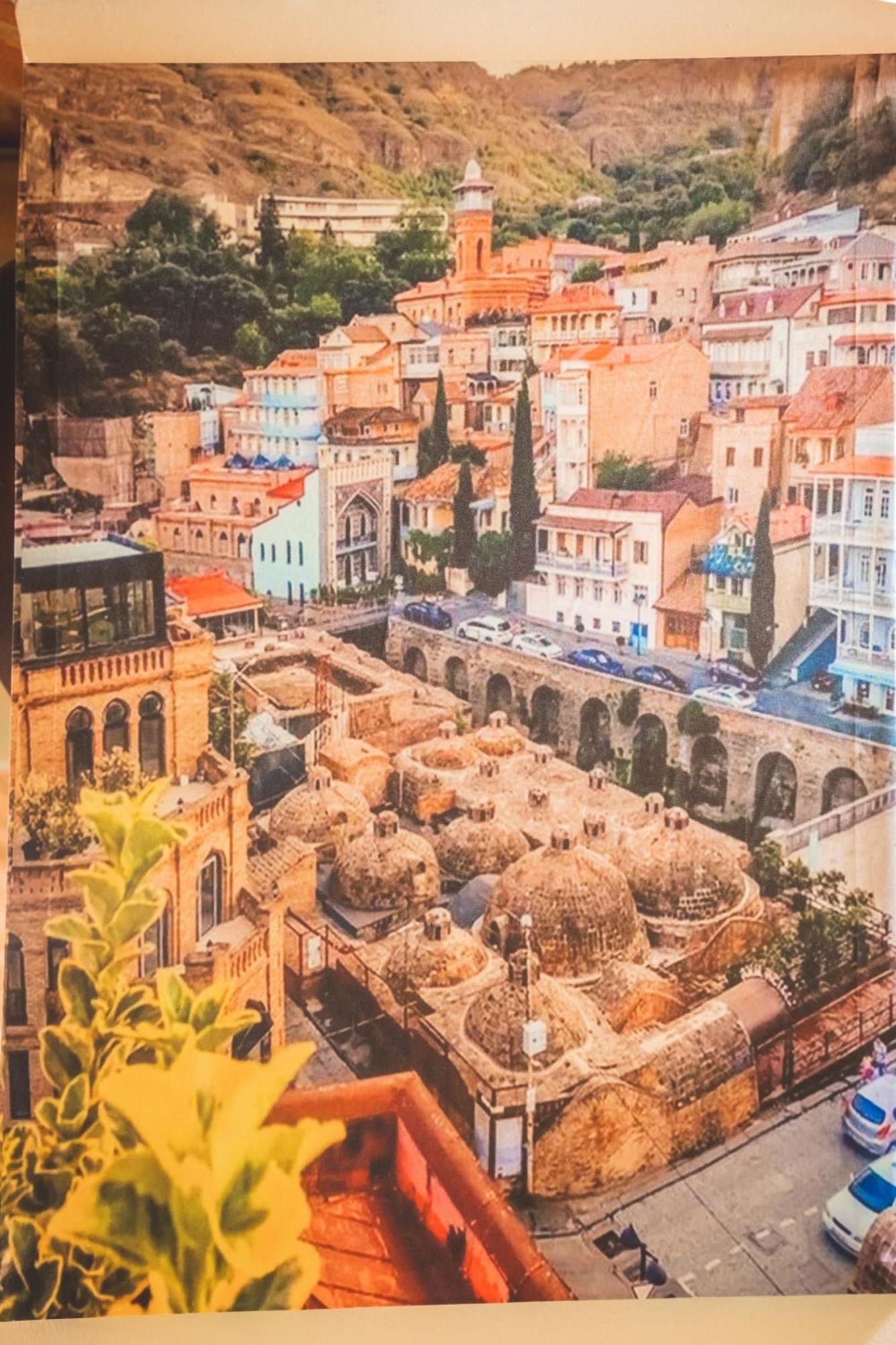 Hh Hotel Tbilisi Bagian luar foto